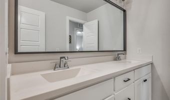 428 Vista Dr, Yukon, OK 73099