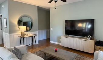 124 Lightwater Dr, Aberdeen, NC 28315