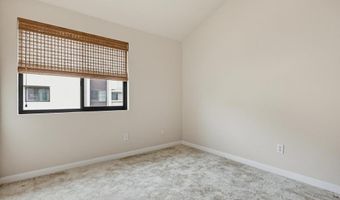 5715 Baltimore Dr 23, La Mesa, CA 91942