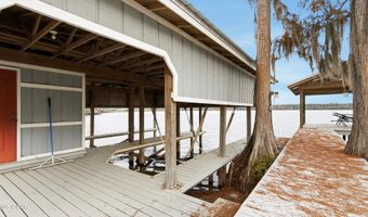 2540 Montyna Ln, Alford, FL 32420