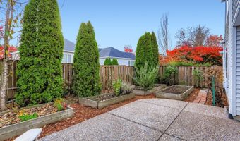 16828 NW GREYHAWK Dr, Beaverton, OR 97006