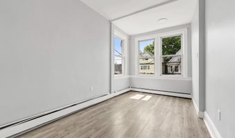 127 W 51ST St, Bayonne, NJ 07002