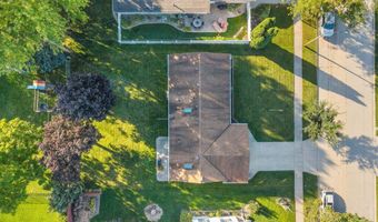 2512 N CHESTWOOD Ct, Appleton, WI 54911