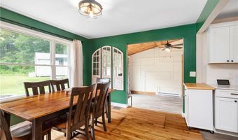 96 Dexter Rd, Scituate, RI 02857