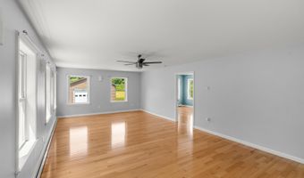 9 Hounds Way, Bath, ME 04530