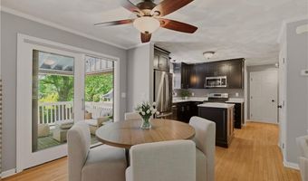 431 Sampan Ave, Jamestown, RI 02835