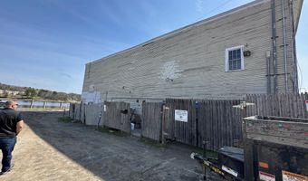 3 Main St, Belfast, ME 04915