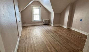 545 Park Ave, Cranston, RI 02910