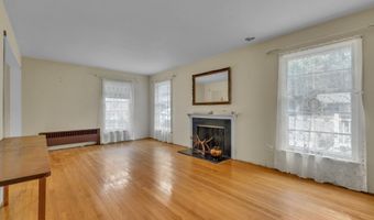 6 Ruthven Pl, Ann Arbor, MI 48104