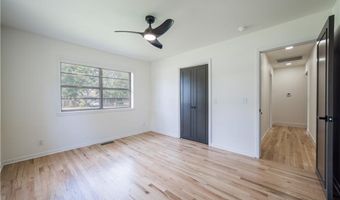 723 8th St, Bentonville, AR 72712