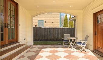 49 Third St, Newport, RI 02840