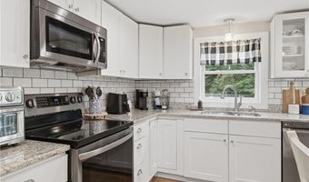 1070 Tarkiln Rd, Burrillville, RI 02830