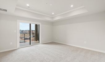 22395 CLAUDE MOORE Dr, Ashburn, VA 20148