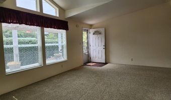 255 SE 15TH St, Bandon, OR 97411