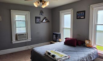 513 N Broad St, Adrian, MI 49221