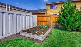 2990 NE Wells Acres Rd, Bend, OR 97701