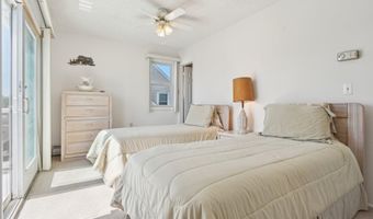71 Top Sail Ct, Bayville, NJ 08721