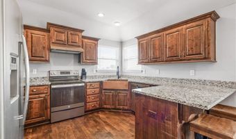 14172 Rockaway Ct, Basehor, KS 66007