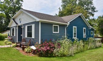 23 Mooney Dr, Alburgh, VT 05440