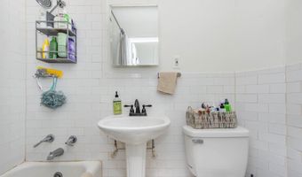 2712 MARYLAND Ave, Baltimore, MD 21218