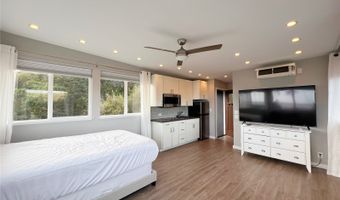 5496 Kalanianaole Hwy E, Honolulu, HI 96821