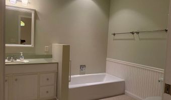 631 South St, Akron, IA 51001