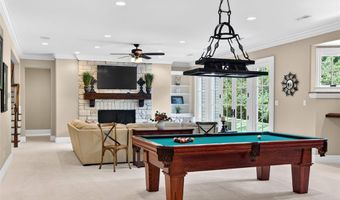 262 Dietrich Rd, Ballwin, MO 63021