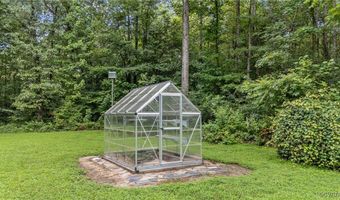 427 Valley View Dr, Aylett, VA 23009