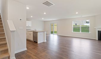 2235 Springview Ct, Boiling Springs, SC 29316