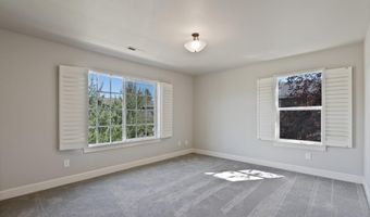 20421 Aberdeen Dr, Bend, OR 97702