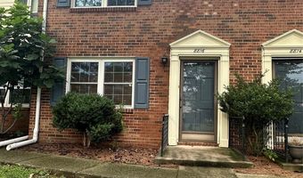 8816 Hunter Ridge Dr, Charlotte, NC 28226