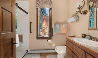 17 Pojac Point Rd, North Kingstown, RI 02852
