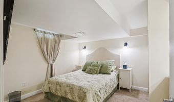 8600 FOX RUN, Potomac, MD 20854