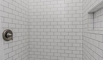 217 W 1st St, Abilene, KS 67410