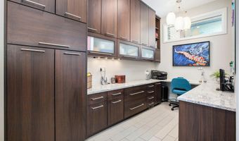 307 Windy Crest Dr, Ann Arbor, MI 48105