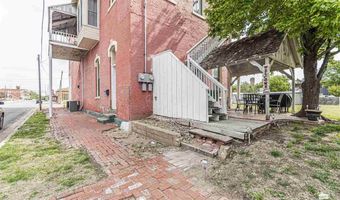 217 W 1st St, Abilene, KS 67410