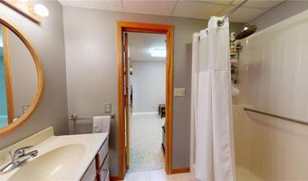 2017 Highland Ave, Albert Lea, MN 56007