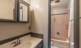 200 MESA Dr, Aztec, NM 87410