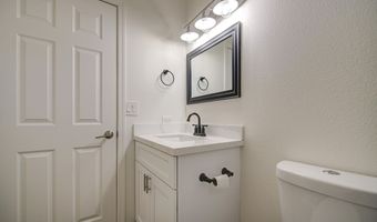 1426 S HALE Dr, Apache Junction, AZ 85120