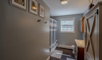 13 Benjamins Way, Bangor, ME 04401