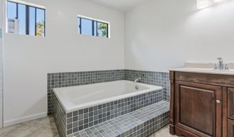 145 S Holokai Rd, Haiku, HI 96708