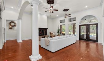210 Butler Hill Rd, Benton, LA 71006