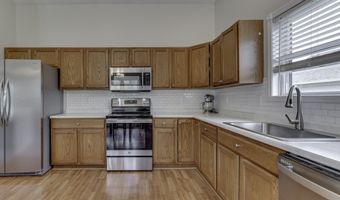 7835 Shannon Lakes Way, Indianapolis, IN 46217