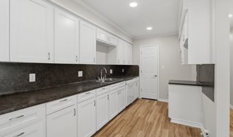 150 West St, Alto, TX 75925