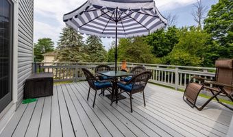 31 Stratfordshire Dr, Alloway, NJ 07461