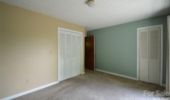 184 Laurel Rd, Arden, NC 28704