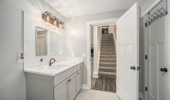 1749 Fairview Dr, Allegan, MI 49010
