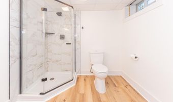 1836 Virnankay Cir, Ann Arbor, MI 48103