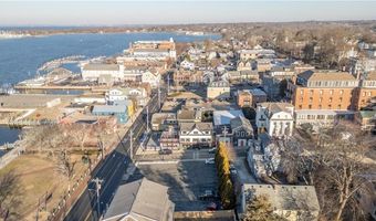 5 John St 2, Bristol, RI 02809
