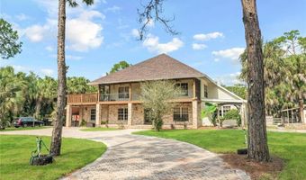 561 2nd NE St, Naples, FL 34120